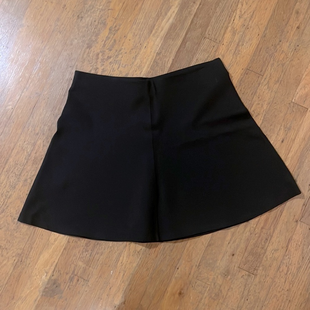 You need this skirt! NWOT